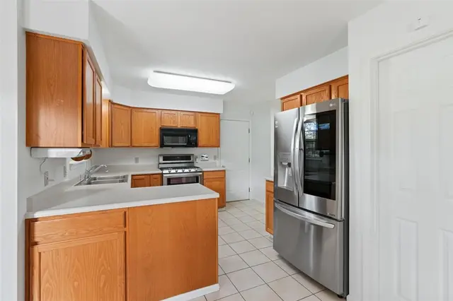 907 Northridge Dr gallery image 5