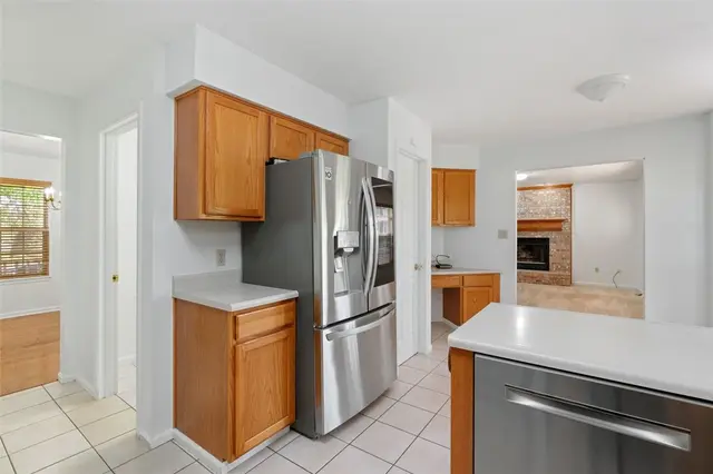 907 Northridge Dr gallery image 10