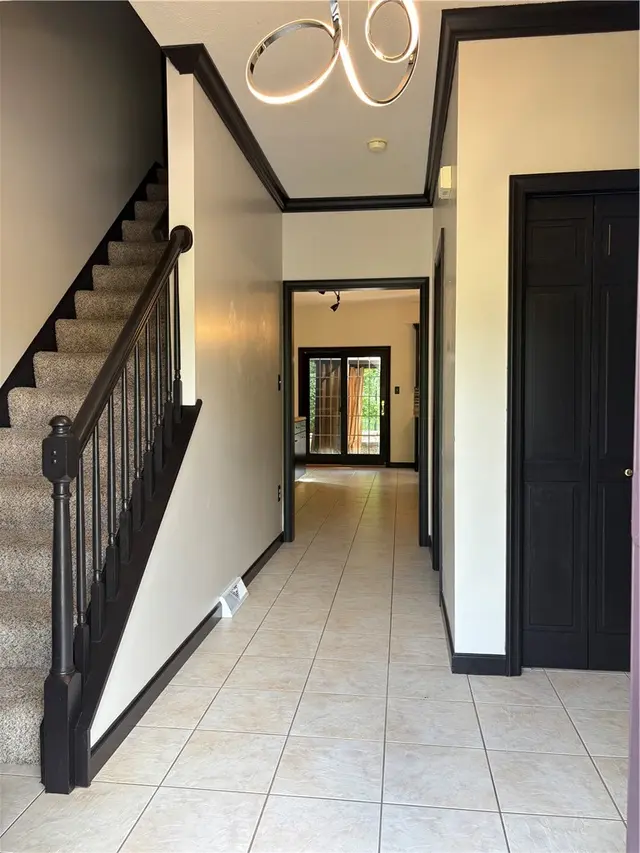 91 Celtic Ash Ct gallery image 13