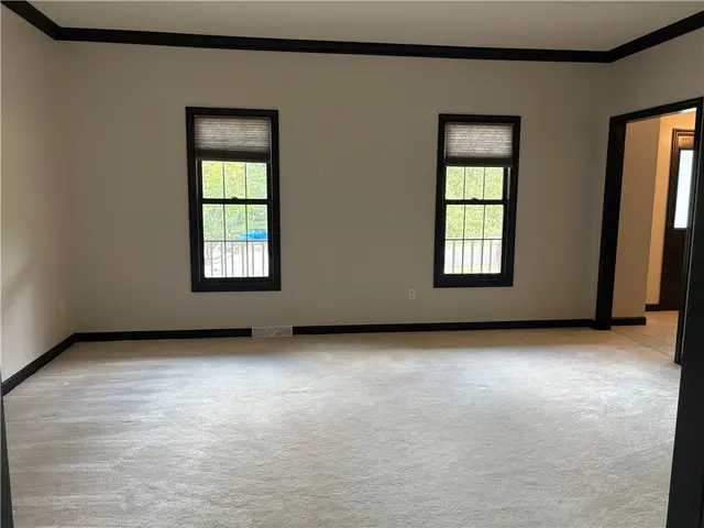91 Celtic Ash Ct gallery image 19