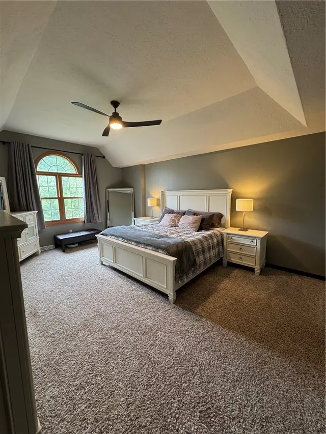 91 Celtic Ash Ct gallery image 32