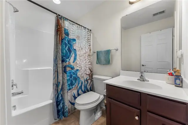 91 Kensington Dr gallery image 6