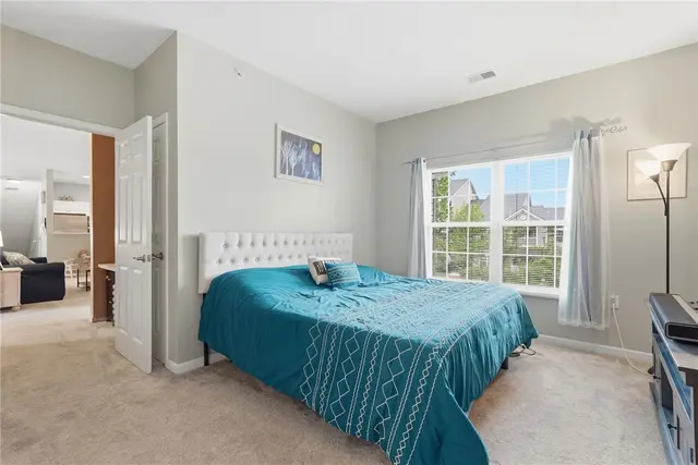 910 Stockton Rdg gallery image 16