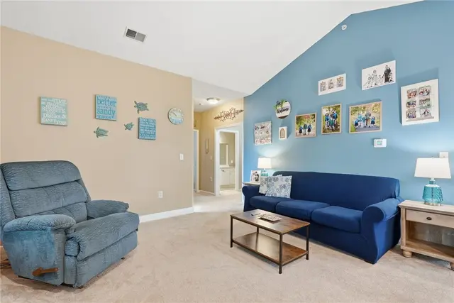 910 Stockton Rdg gallery image 19
