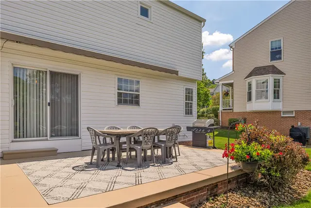 9107 Cherry Blossom Dr gallery image 13