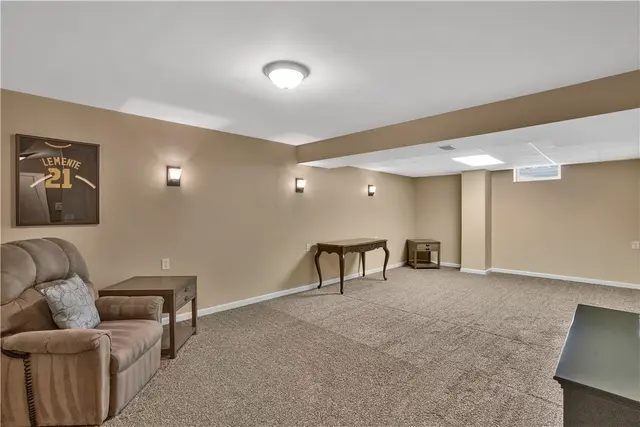 9107 Cherry Blossom Dr gallery image 20