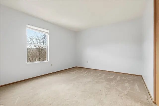 912 Glenwood Court gallery image 20