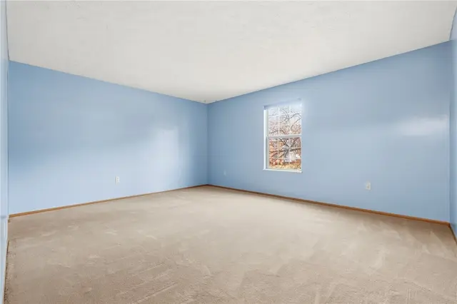 912 Glenwood Court gallery image 22