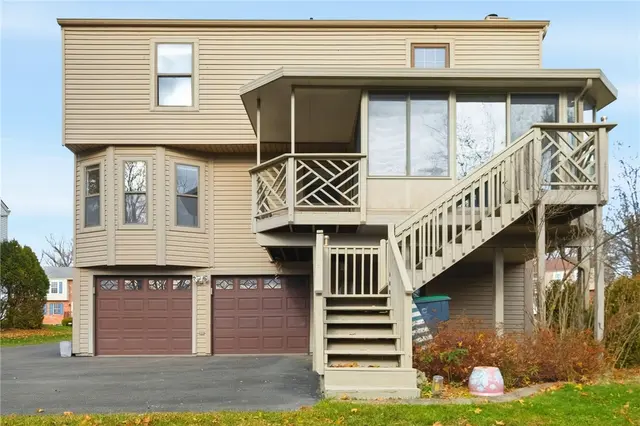 912 Glenwood Court gallery image 30