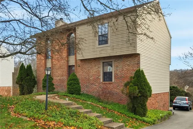 912 Glenwood Court gallery image 31