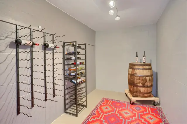 9198 Foxhunt Rd gallery image 47