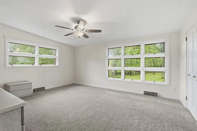 9218 Oak COURT gallery image 26