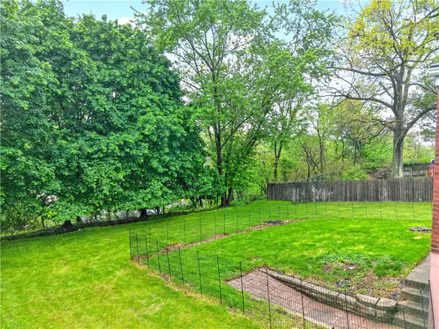 9229 Lancelot Dr gallery image 39