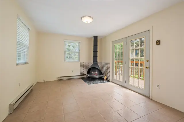 9246 Mary Ave gallery image 6