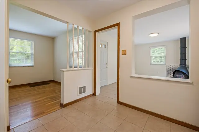 9246 Mary Ave gallery image 12