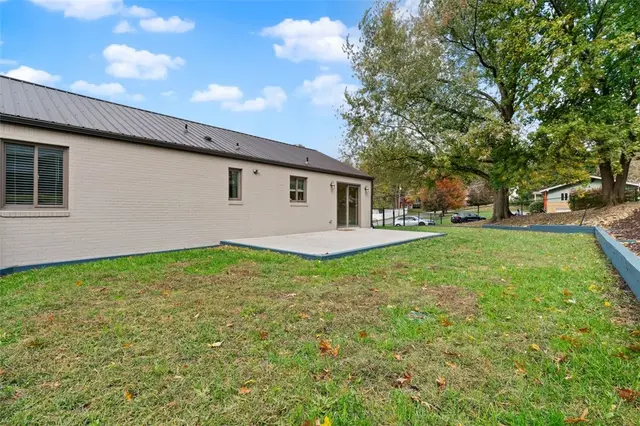 9280 Woodcrest Rd gallery image 8