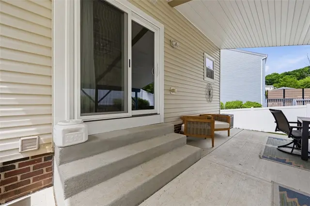 9315 Marshall gallery image 7