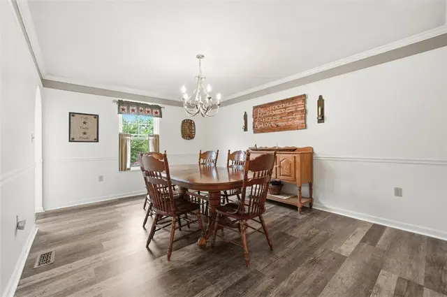 9315 Marshall gallery image 8