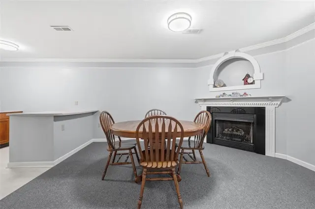 9315 Marshall gallery image 9