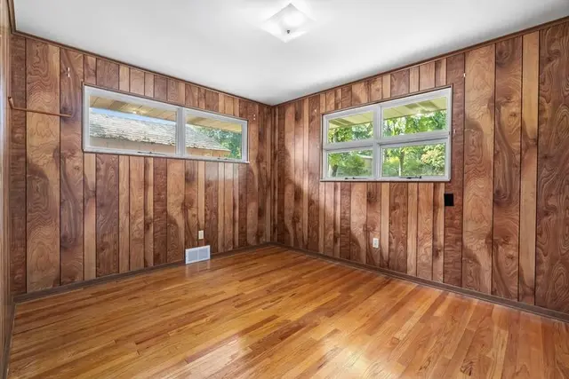 9317 Highmeadow Rd gallery image 16