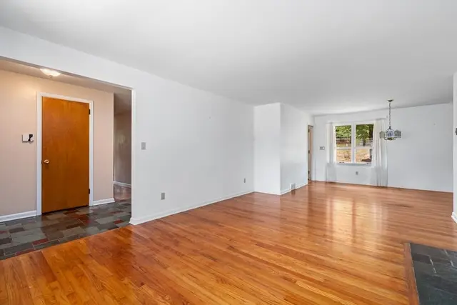 9317 Highmeadow Rd gallery image 22