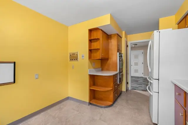 9317 Highmeadow Rd gallery image 27