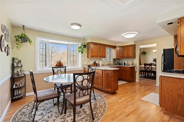 9320 Timber Trail gallery image 5