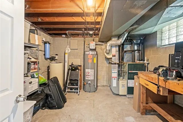 9320 Timber Trail gallery image 26