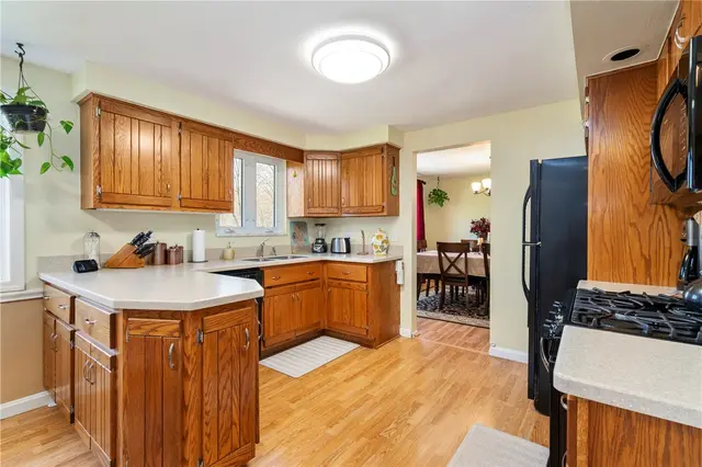 9320 Timber Trail gallery image 30