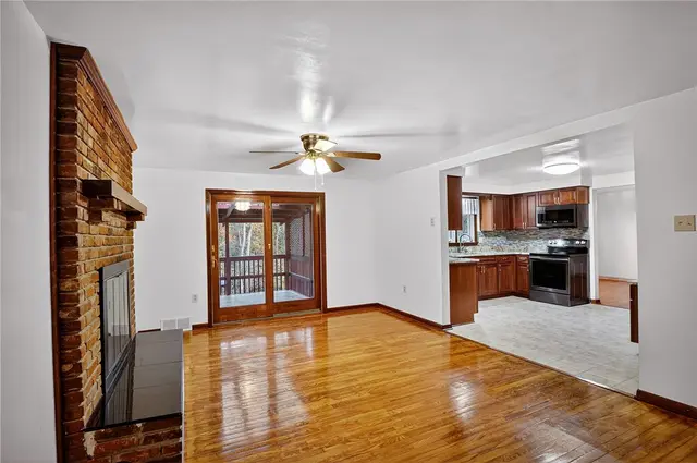 9326 Timber Trl gallery image 21