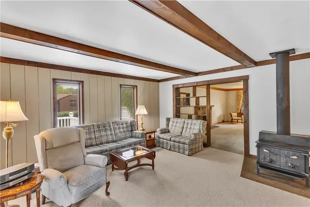 9328 Cromwell Dr gallery image 11