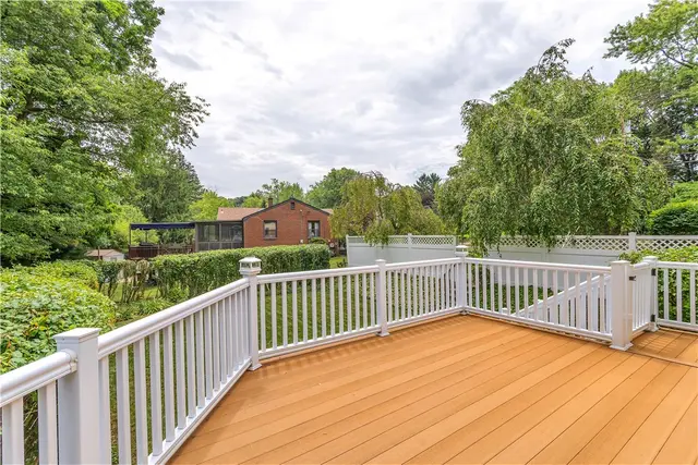 9328 Cromwell Dr gallery image 26