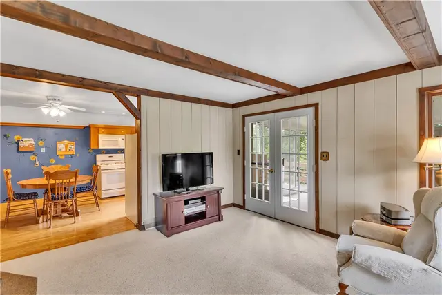 9328 Cromwell Dr gallery image 31