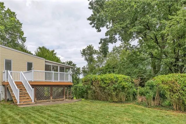9328 Cromwell Dr gallery image 34