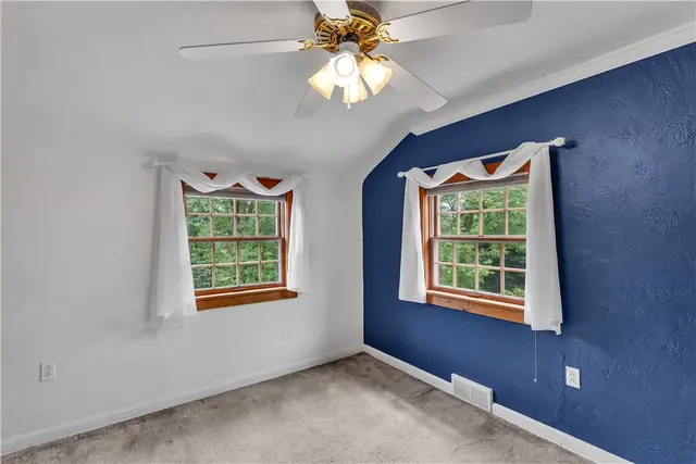 9328 Cromwell Dr gallery image 42