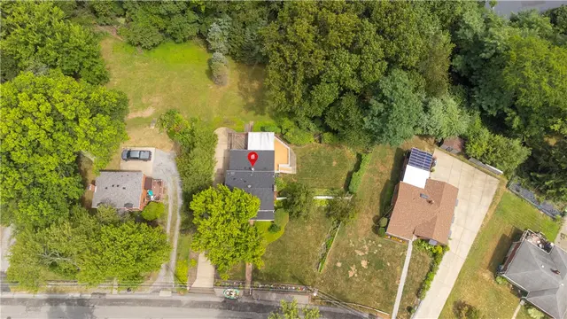 9328 Cromwell Dr gallery image 44