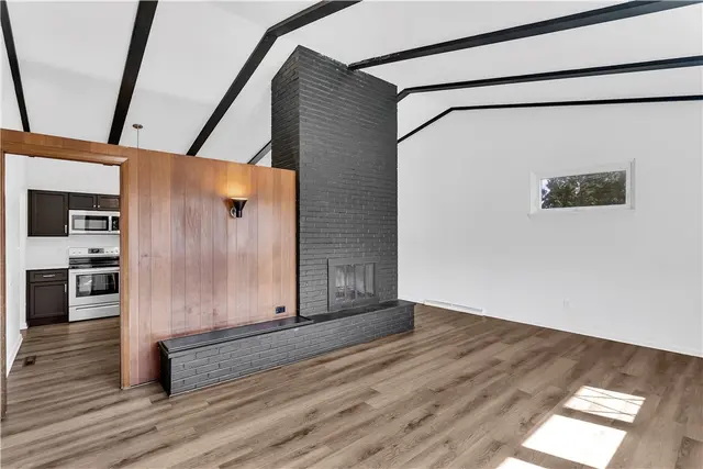 9328 Springfield Drive gallery image 5