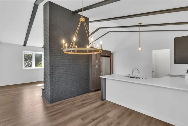 9328 Springfield Drive gallery image 8