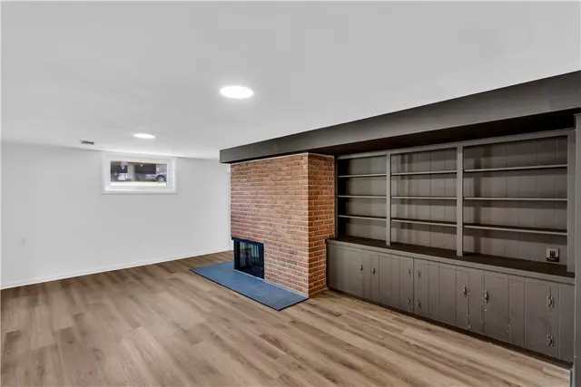 9328 Springfield Drive gallery image 16
