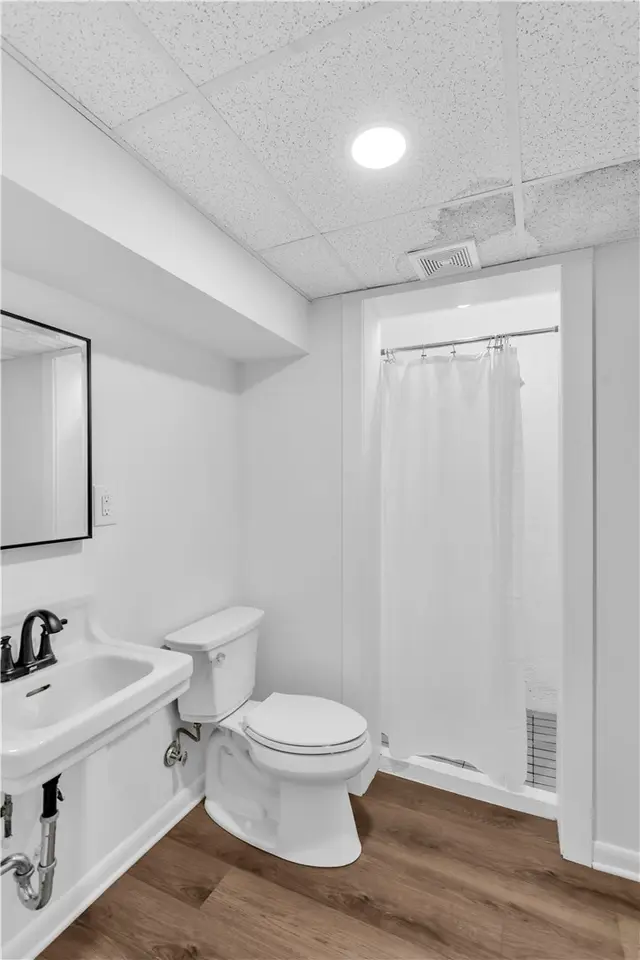 9328 Springfield Drive gallery image 19
