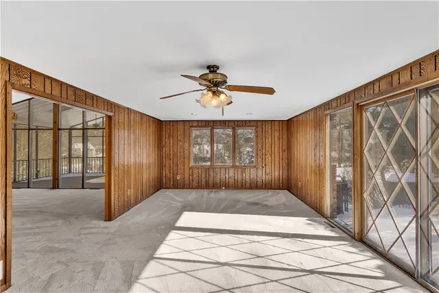 9342 Springfield Drive gallery image 14