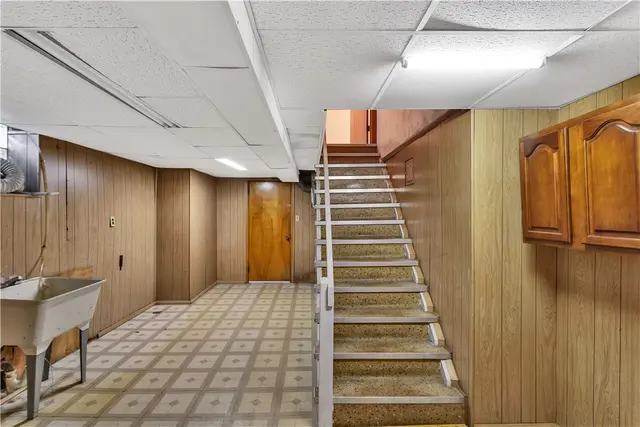 9342 Springfield Drive gallery image 35
