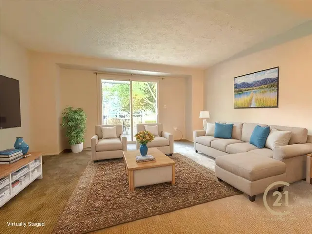 937 Lynwood Ct gallery image 2