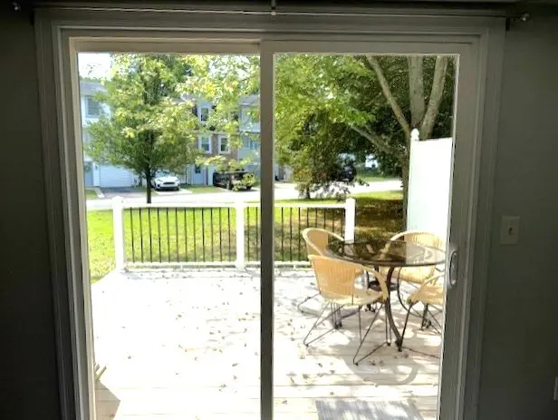 937 Lynwood Ct gallery image 3