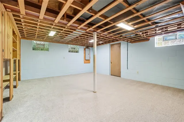 9400 Pannier Rd gallery image 5