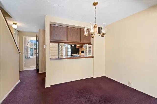 941 Lynwood Ct gallery image 13