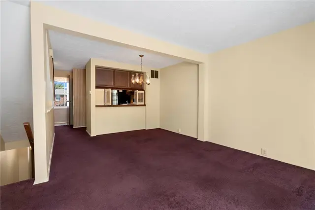 941 Lynwood Ct gallery image 17