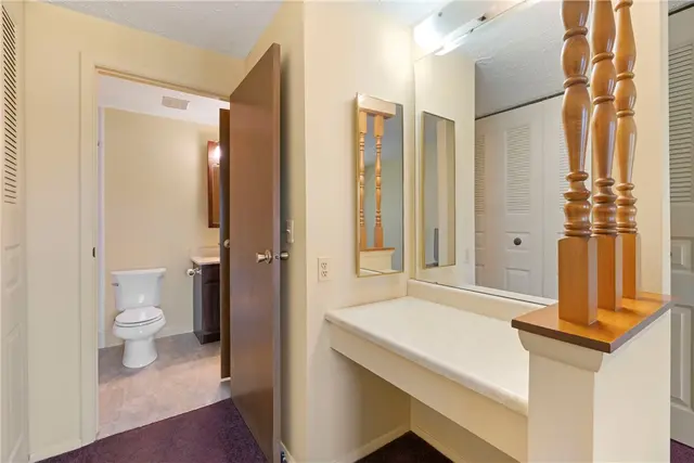 941 Lynwood Ct gallery image 27