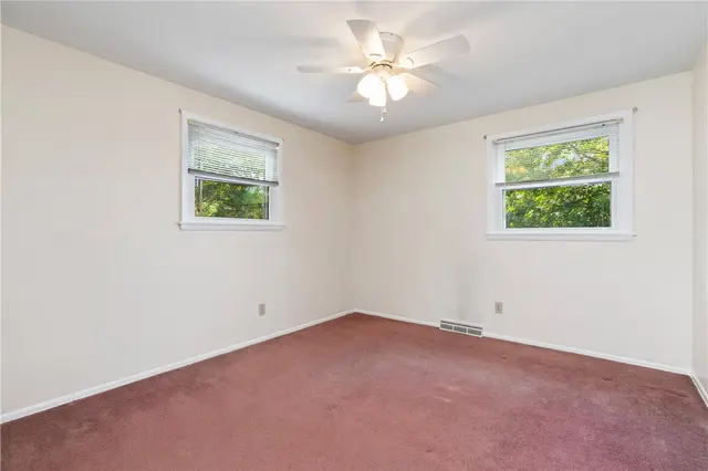 9431 Springfield Drive gallery image 5