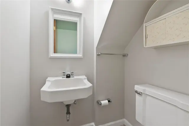 9431 Springfield Drive gallery image 27